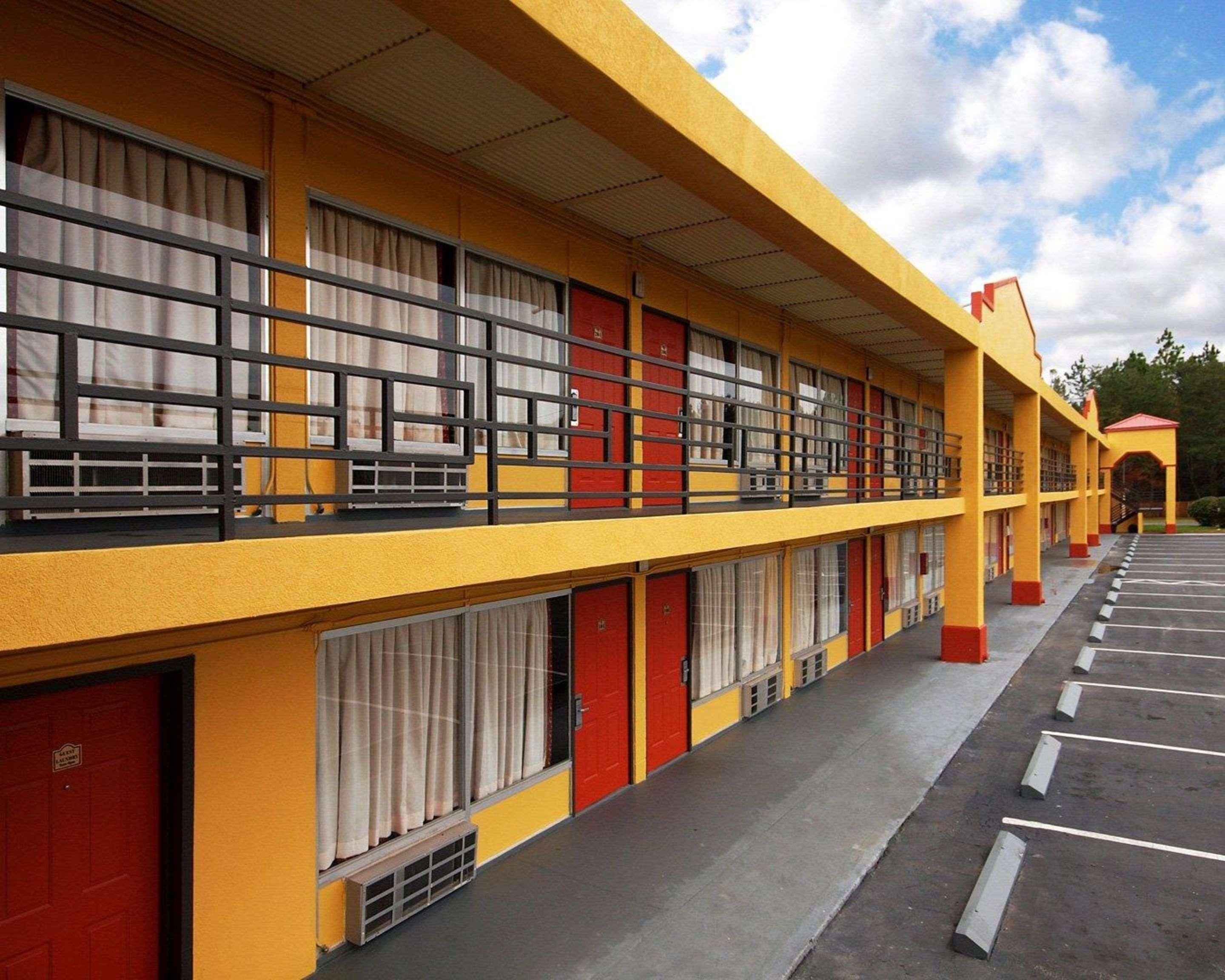 Econo Lodge Perry Exterior foto